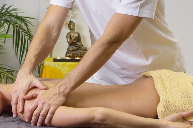 massage-2768832_640 (1)